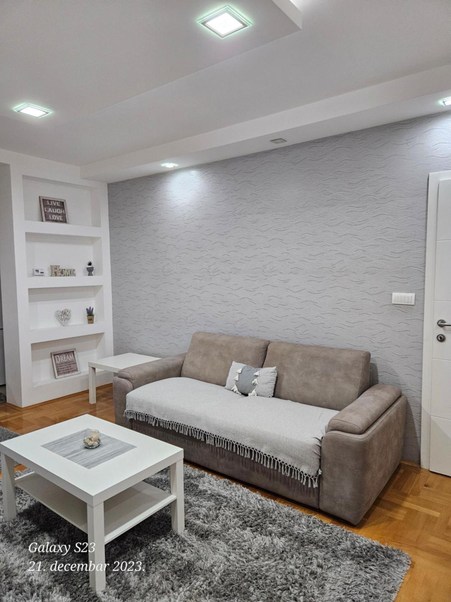 Apartman Vukota Pirot Buitenkant foto
